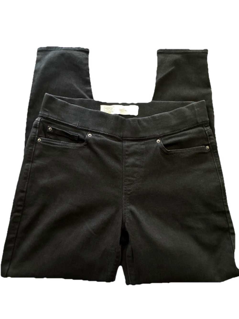 Levi’s Signature Gold Totally Shaping Pull On Skinny Jeans Black 8 Short - Picture 1 of 15